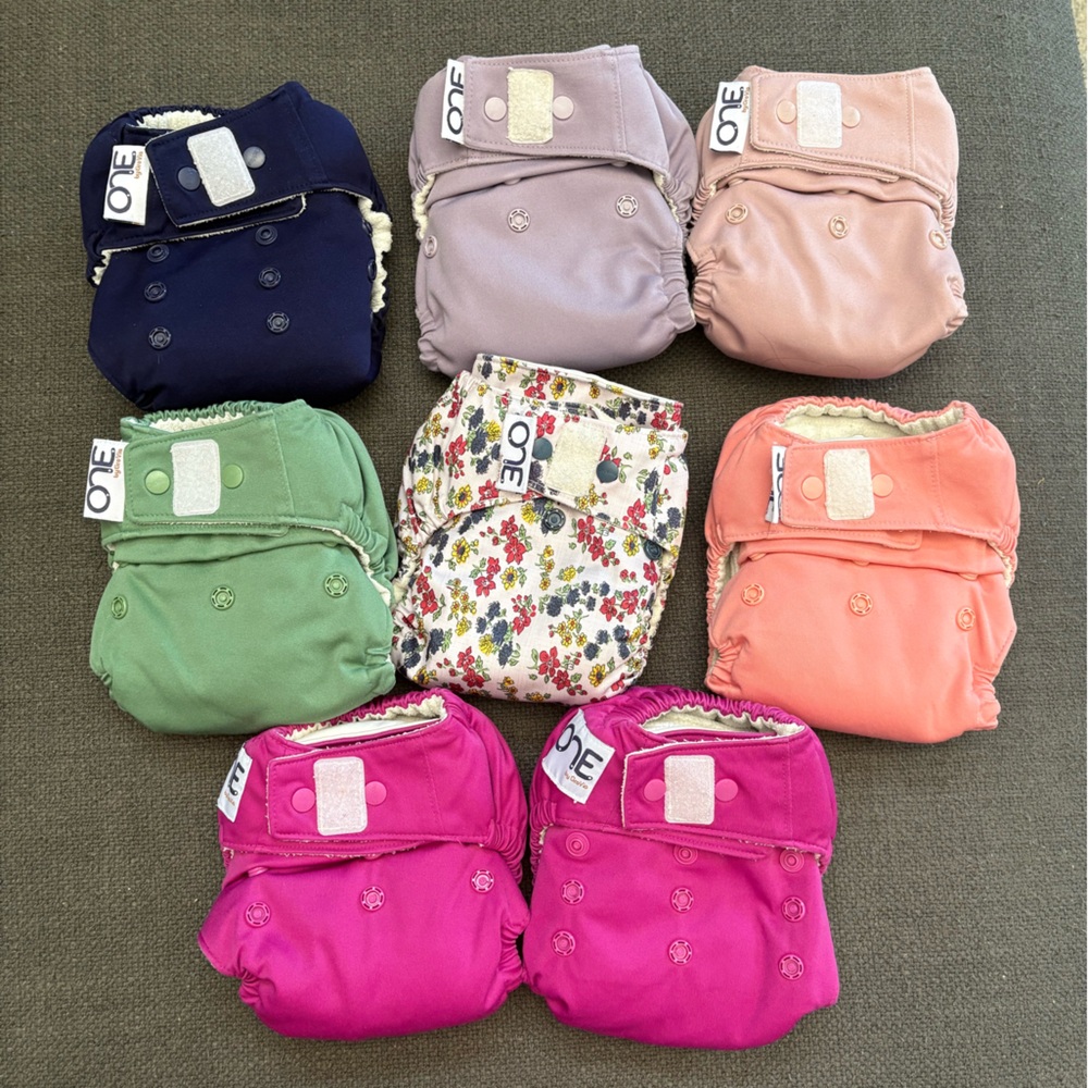 8 Grovia ONE Cloth Diapers